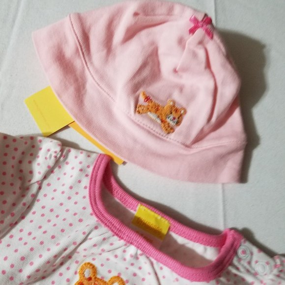 Gymboree Jungle Parade NWT Blanket, Bib, 0-3 month Romper & 0-6 hat. - Picture 3 of 7
